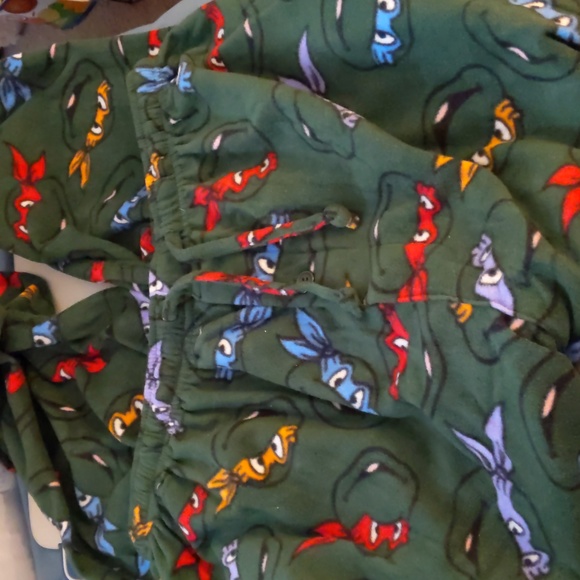Teenage mutant ninja turtle pajama set size M tall - Picture 7 of 13